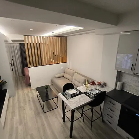 아파트 Absolute A3 Vibes 라리사